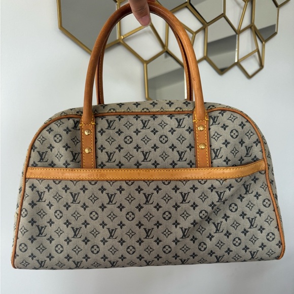 LV Mini Lin Marie 🍸 - Picture 2 of 12
